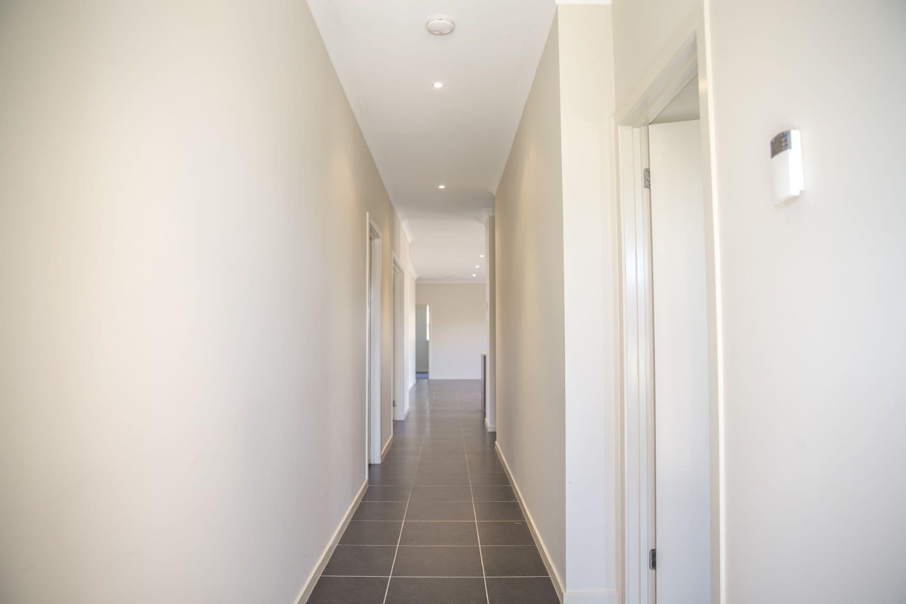 9 Rodeo Grove, POINT COOK VIC 3030, Point Cook - Thumbnail 3