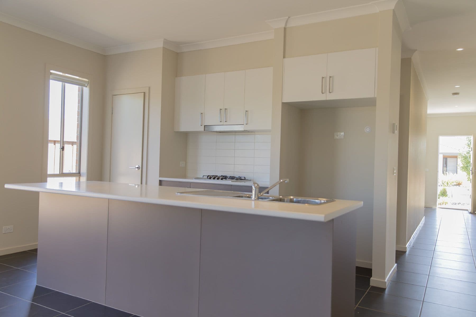 9 Rodeo Grove, POINT COOK VIC 3030, Point Cook - Thumbnail 4