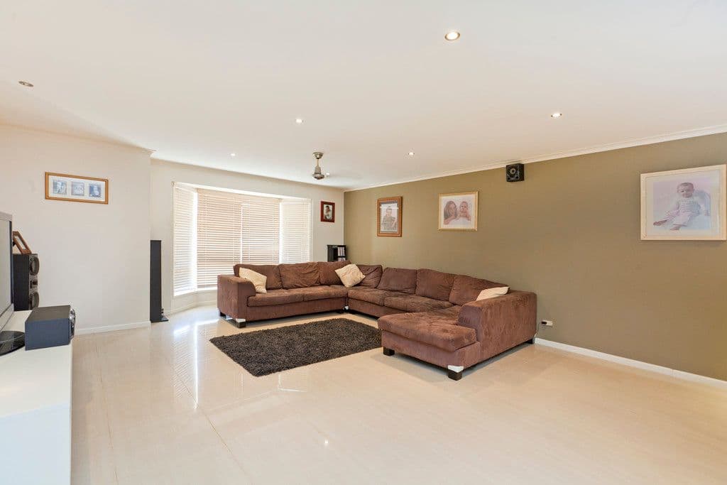 8 Diford Street, CAPALABA QLD 4157, Capalaba - Thumbnail 2