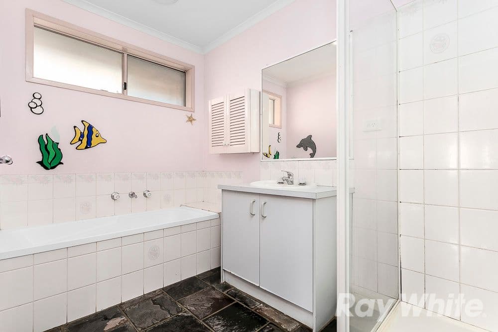 14 Miranda Gardens, Hampton Park VIC 3976, Hampton Park - Thumbnail 7