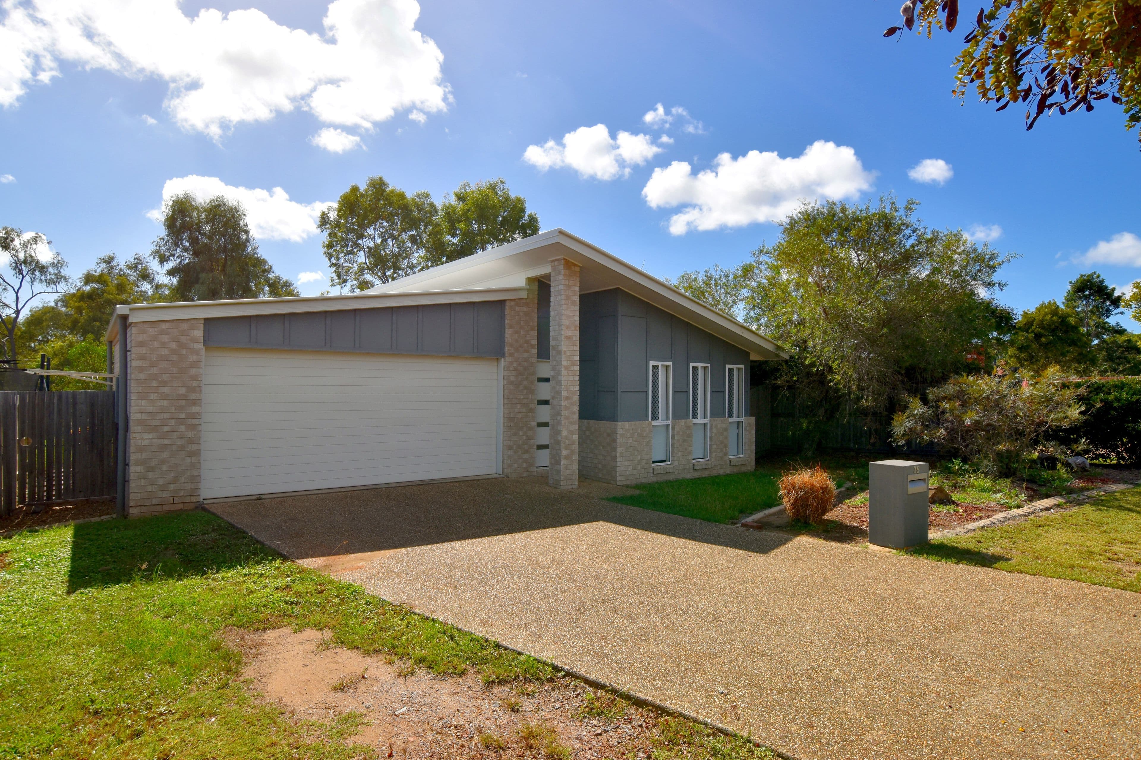 35 Daintree Boulevard, New Auckland QLD 4680, New Auckland - Image 1