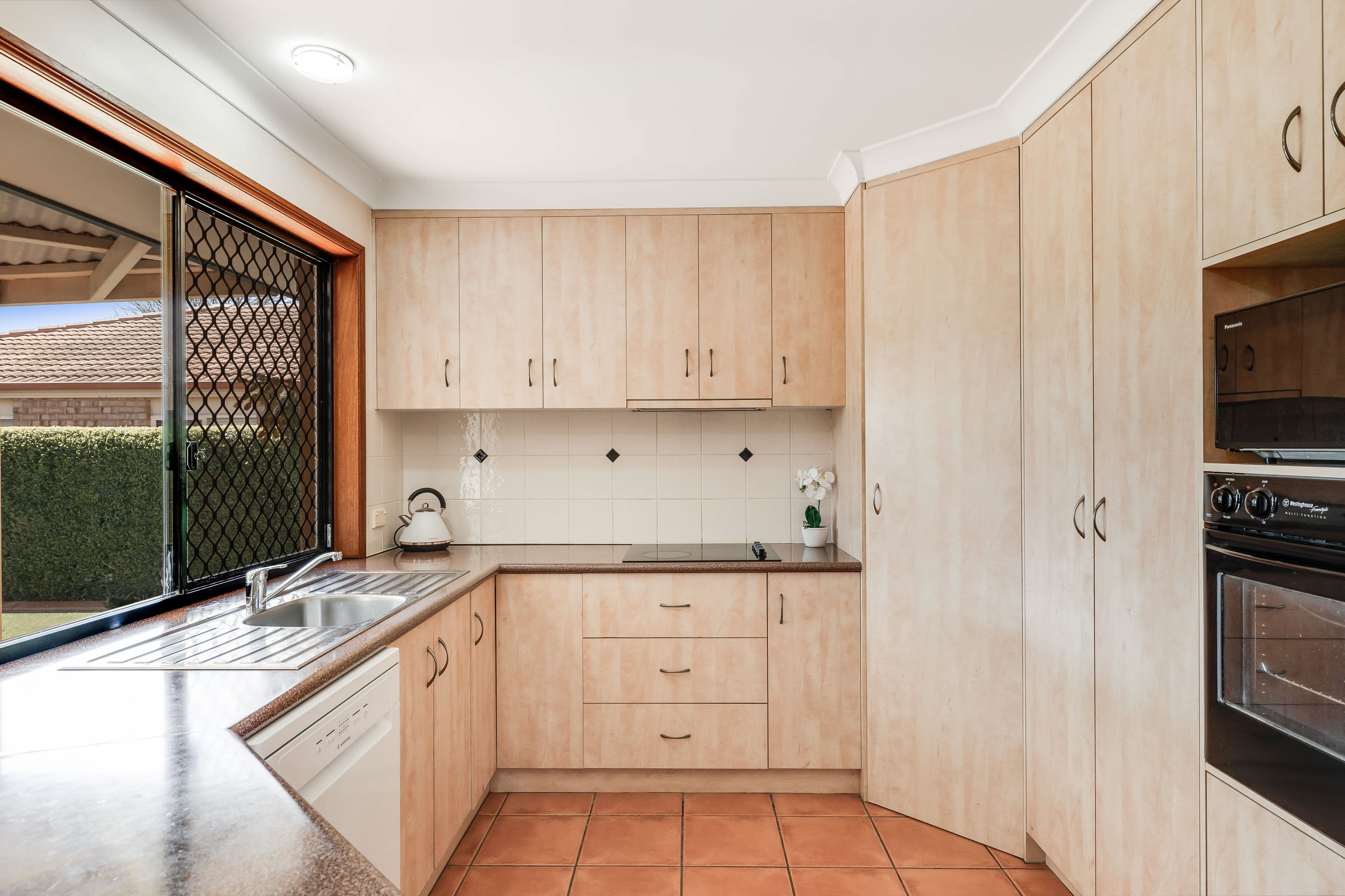 7 Maggie Court, Middle Ridge QLD 4350, Middle Ridge - Thumbnail 5