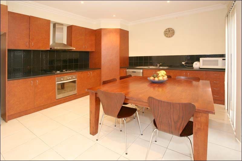 10B Caledonia Crescent, MULGRAVE VIC 3170, Mulgrave - Thumbnail 2