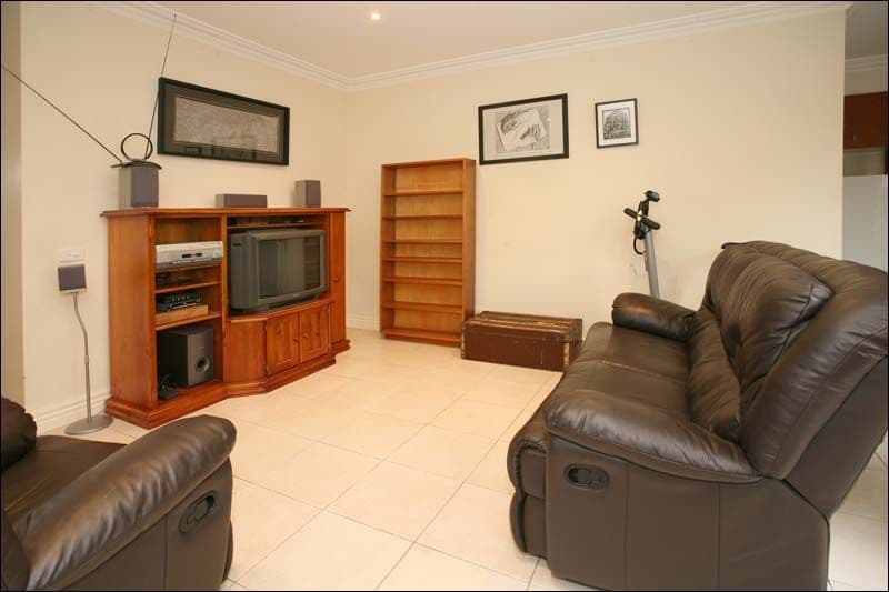 10B Caledonia Crescent, MULGRAVE VIC 3170, Mulgrave - Thumbnail 3