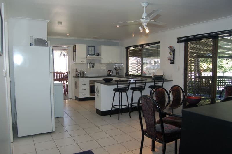 23   Cosway Street, HILLCREST QLD 4118, Hillcrest - Thumbnail 2