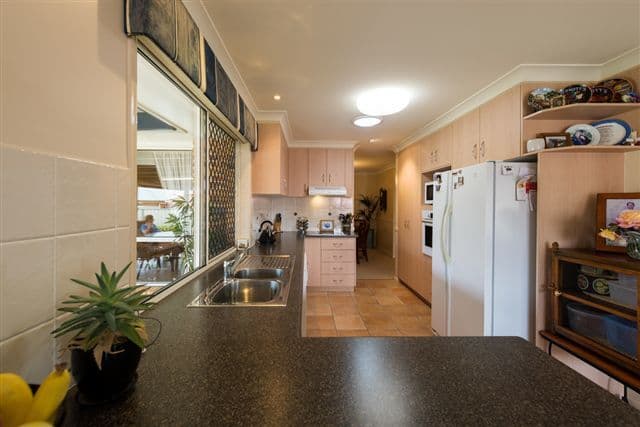 25 Mengel Court, MIDDLE RIDGE QLD 4350, Middle Ridge - Thumbnail 5