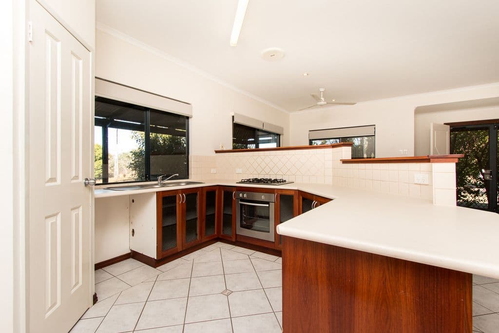 18 Bowerbird Loop, Djugun WA 6725, Djugun - Thumbnail 5