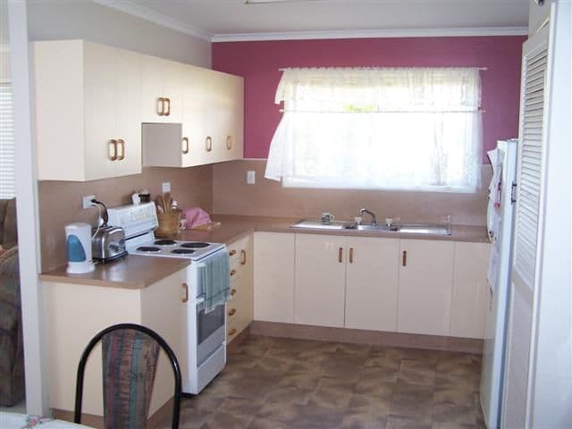 15 Sandpiper Avenue, GLADSTONE QLD 4680, Gladstone - Thumbnail 3