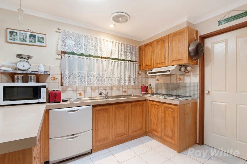 35 Chapel Road, Keysborough VIC 3173, Keysborough - Thumbnail 3