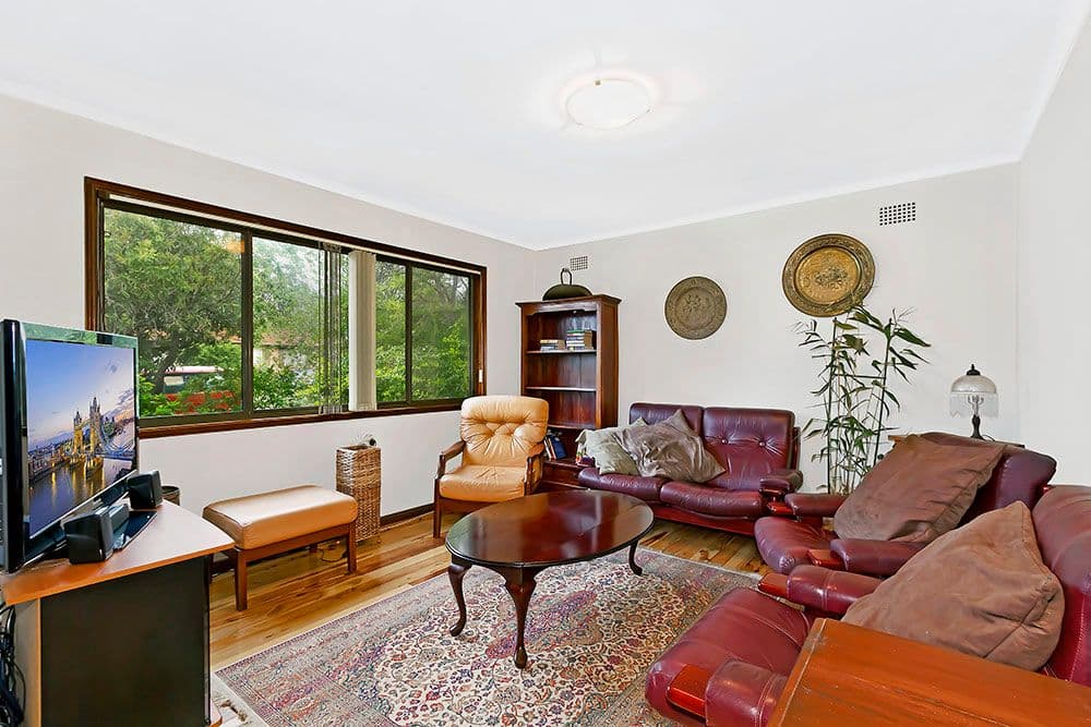 33 st james Avenue, BERKELEY VALE NSW 2261, Berkeley Vale - Thumbnail 4