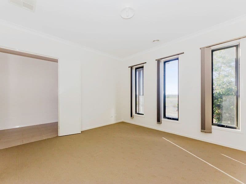 923 Leakes Road, Tarneit VIC 3029, Tarneit - Thumbnail 5