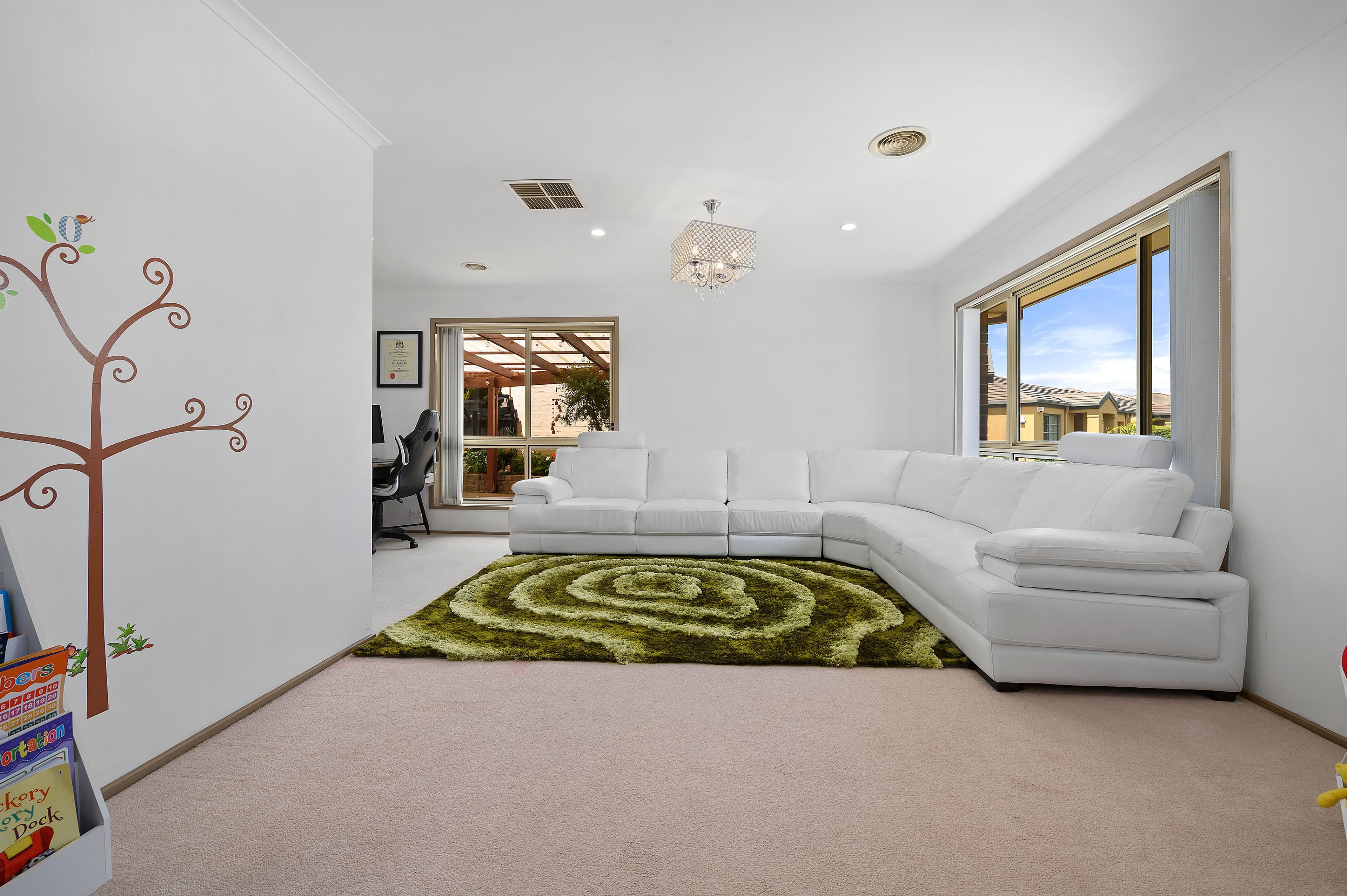 31 Unwin Avenue, Jerrabomberra NSW 2619, Jerrabomberra - Thumbnail 4