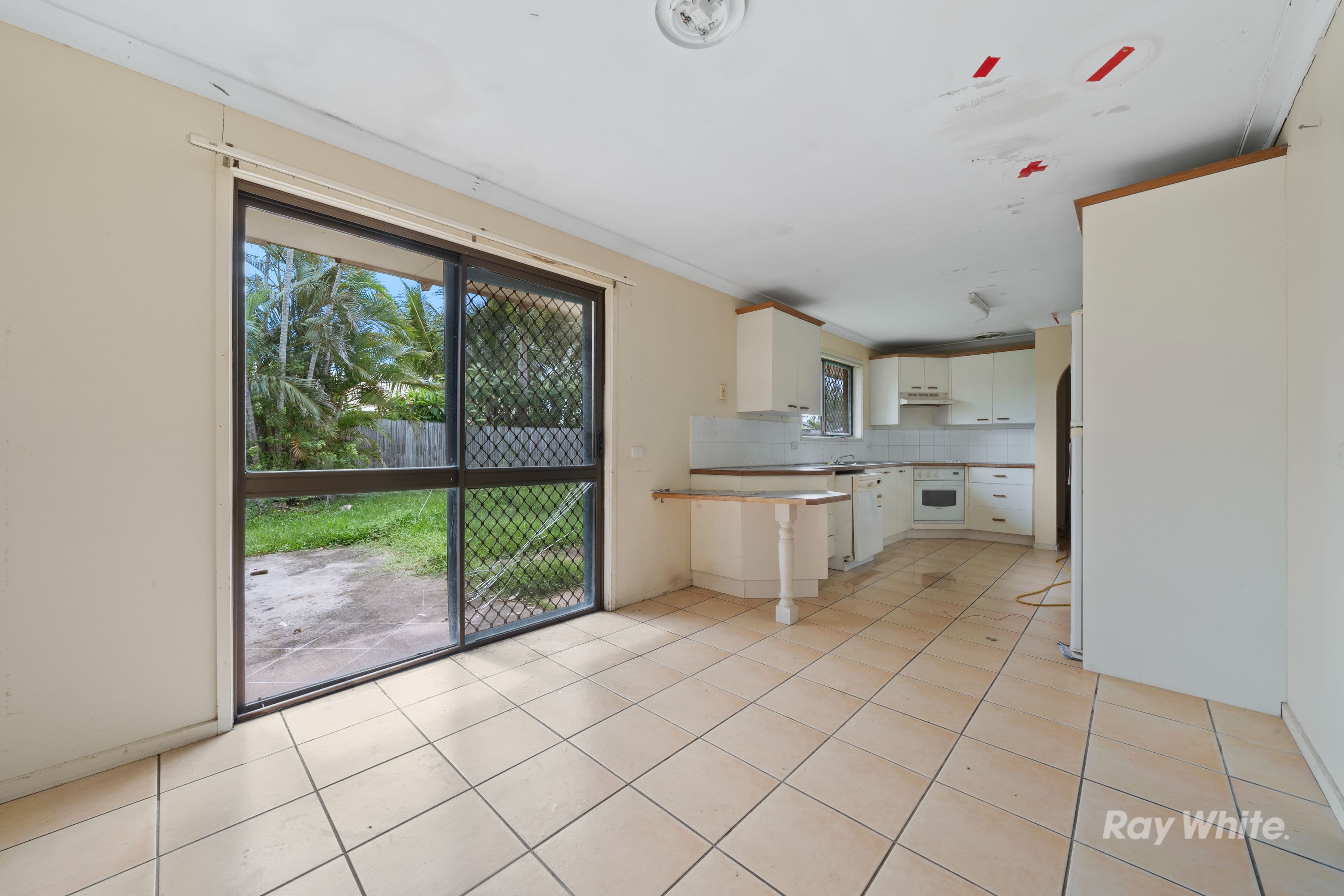 23 Robert Stanley Drive, Mount Warren Park QLD 4207, Mount Warren Park - Thumbnail 4