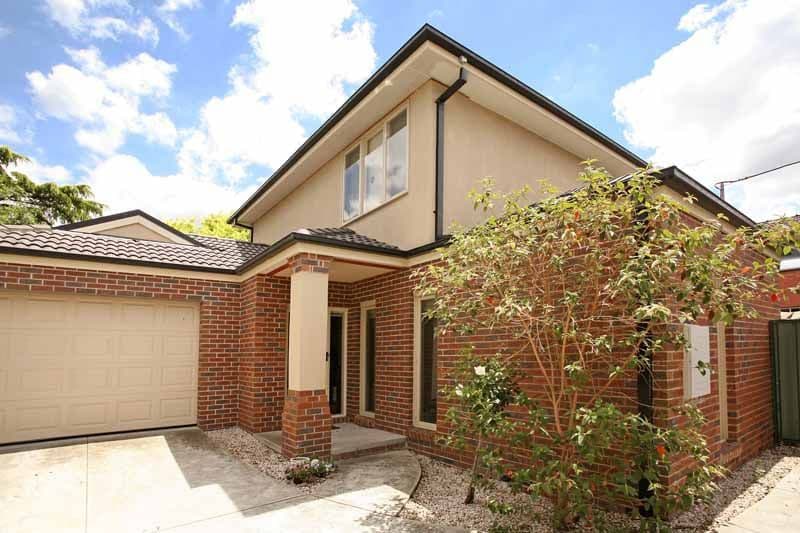 1 Mayfield Drive, MOUNT WAVERLEY VIC 3149, Mount Waverley - Image 1