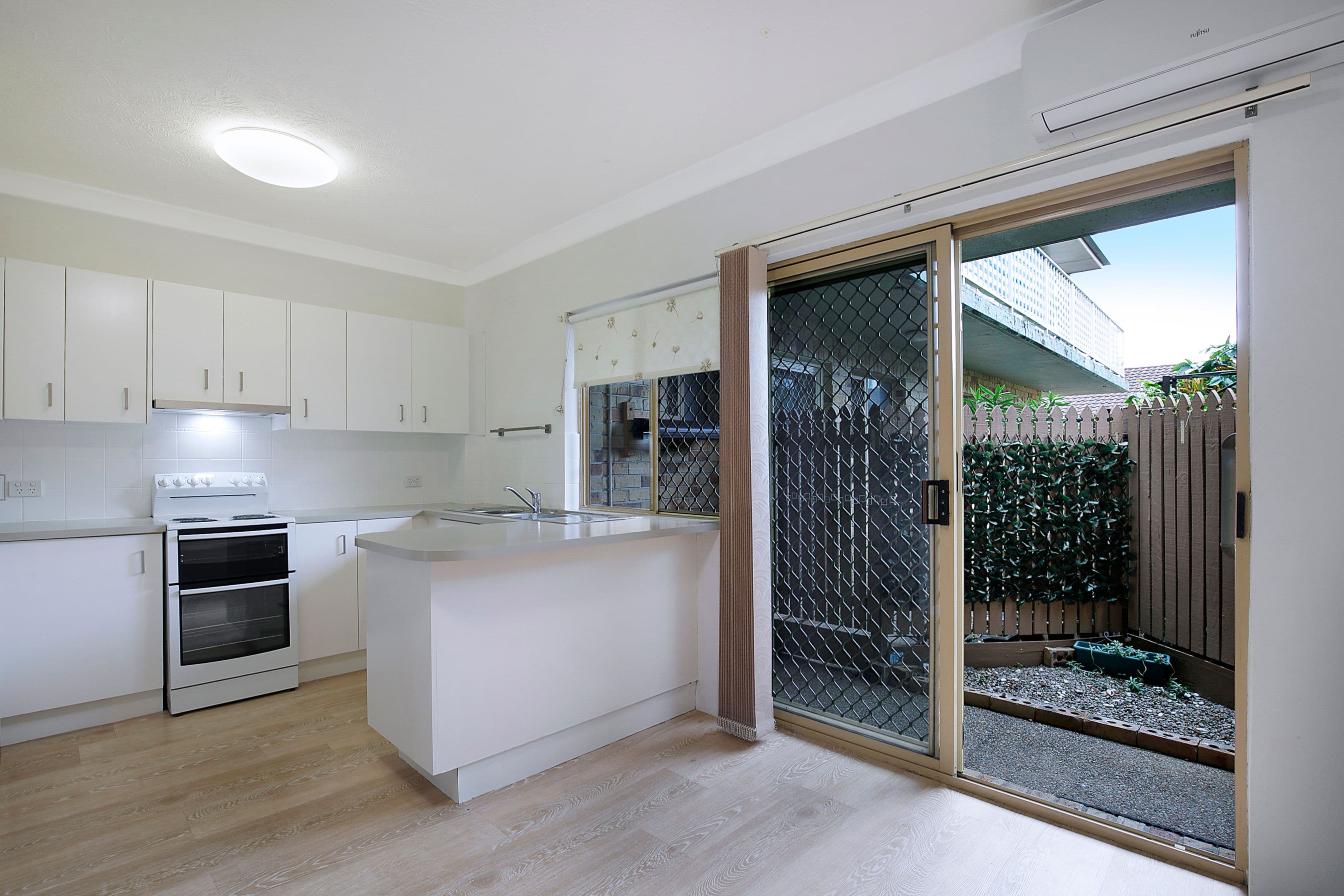 383 Oxley Avenue, Margate QLD 4019, Margate - Thumbnail 2