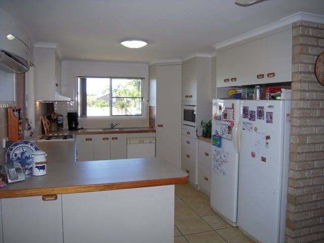 41 Celeber Drive, BEACONSFIELD QLD 4740, Beaconsfield - Thumbnail 3