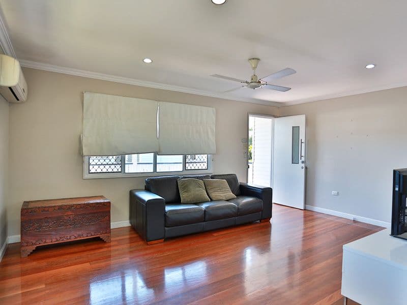 20 Ettarre Street, BRACKEN RIDGE QLD 4017, Bracken Ridge - Thumbnail 2
