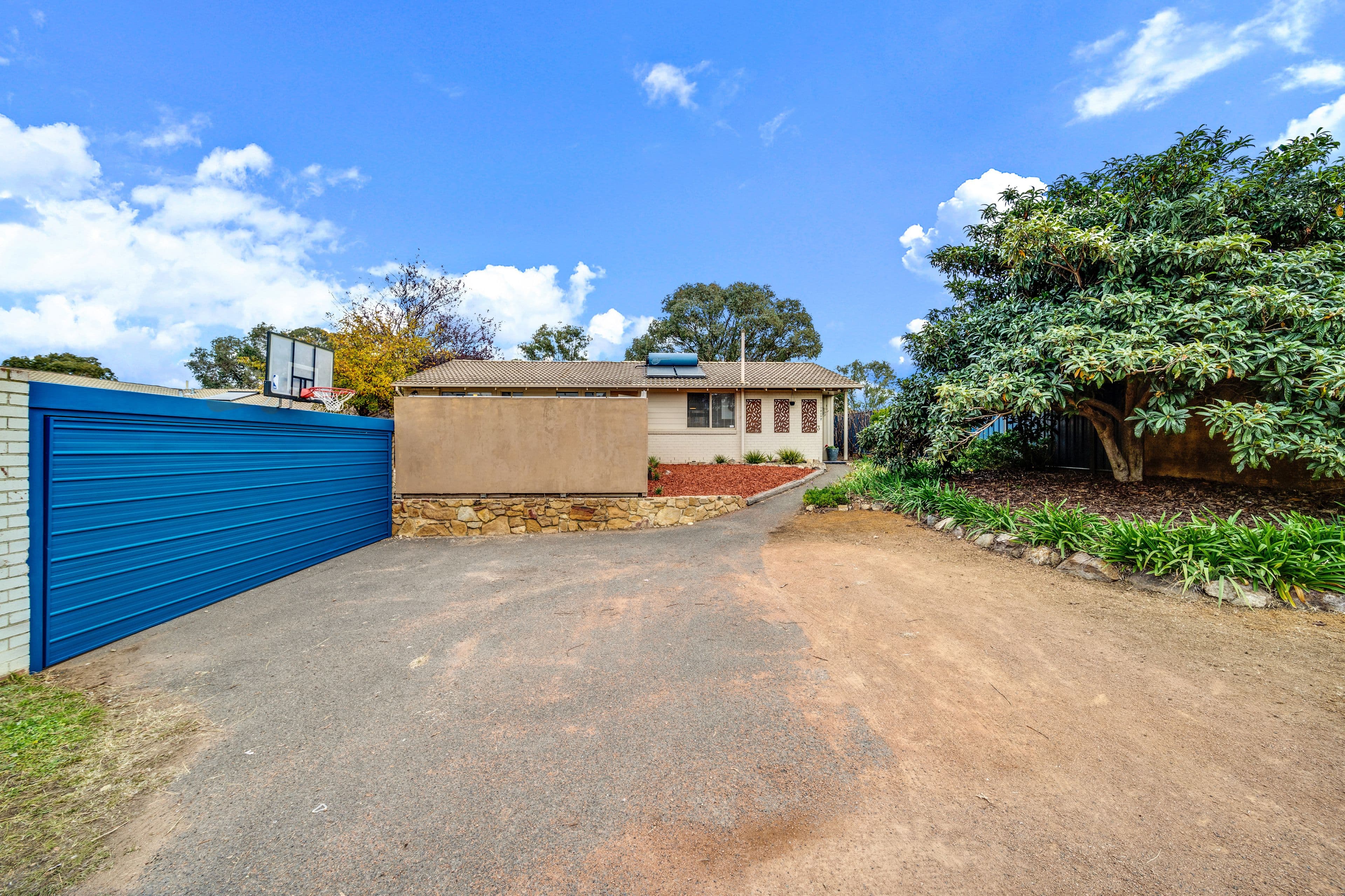 3 Napthali Close, Charnwood ACT 2615, Charnwood - Thumbnail 2