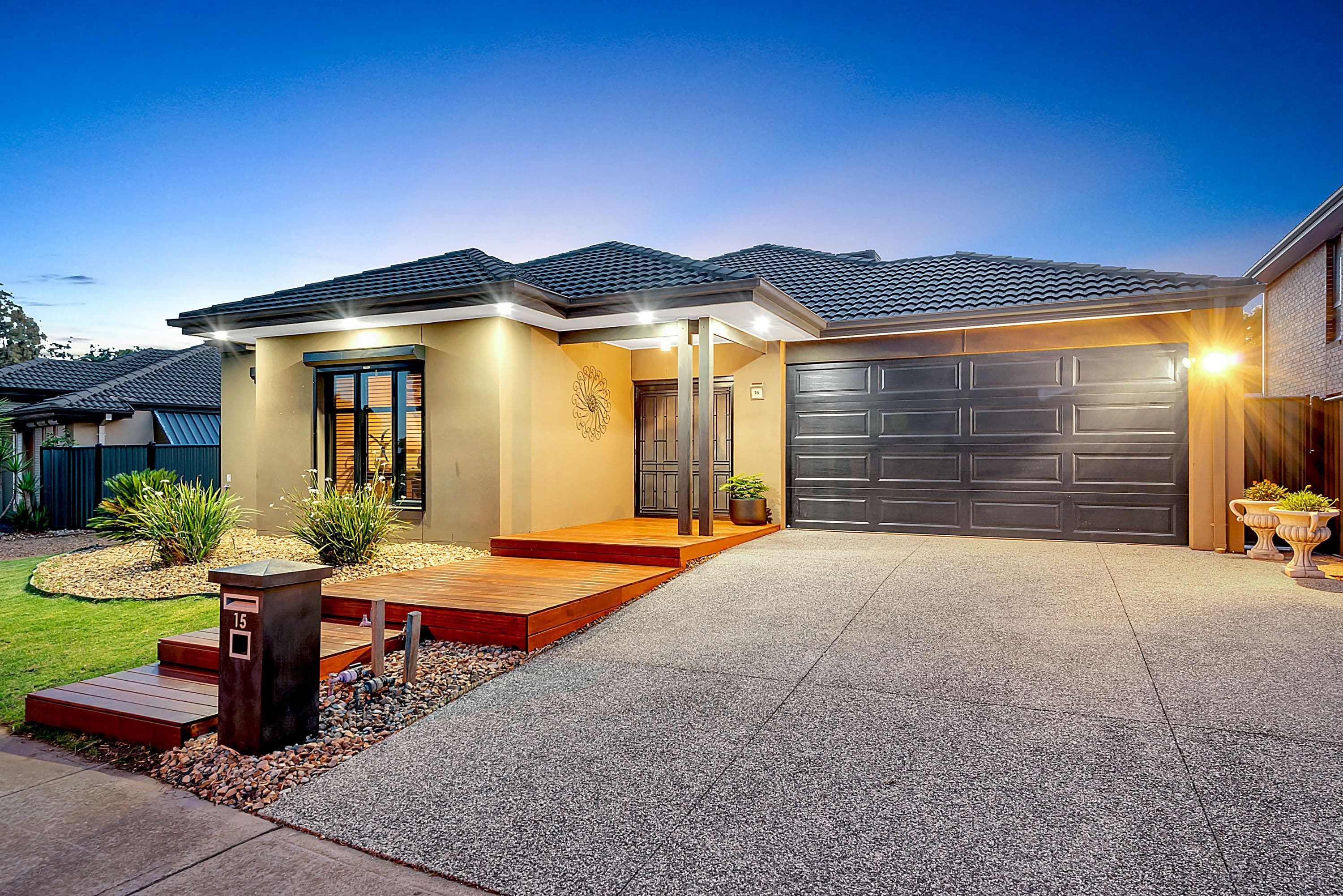 15 Hampton Street, Craigieburn VIC 3064, Craigieburn - Thumbnail 2