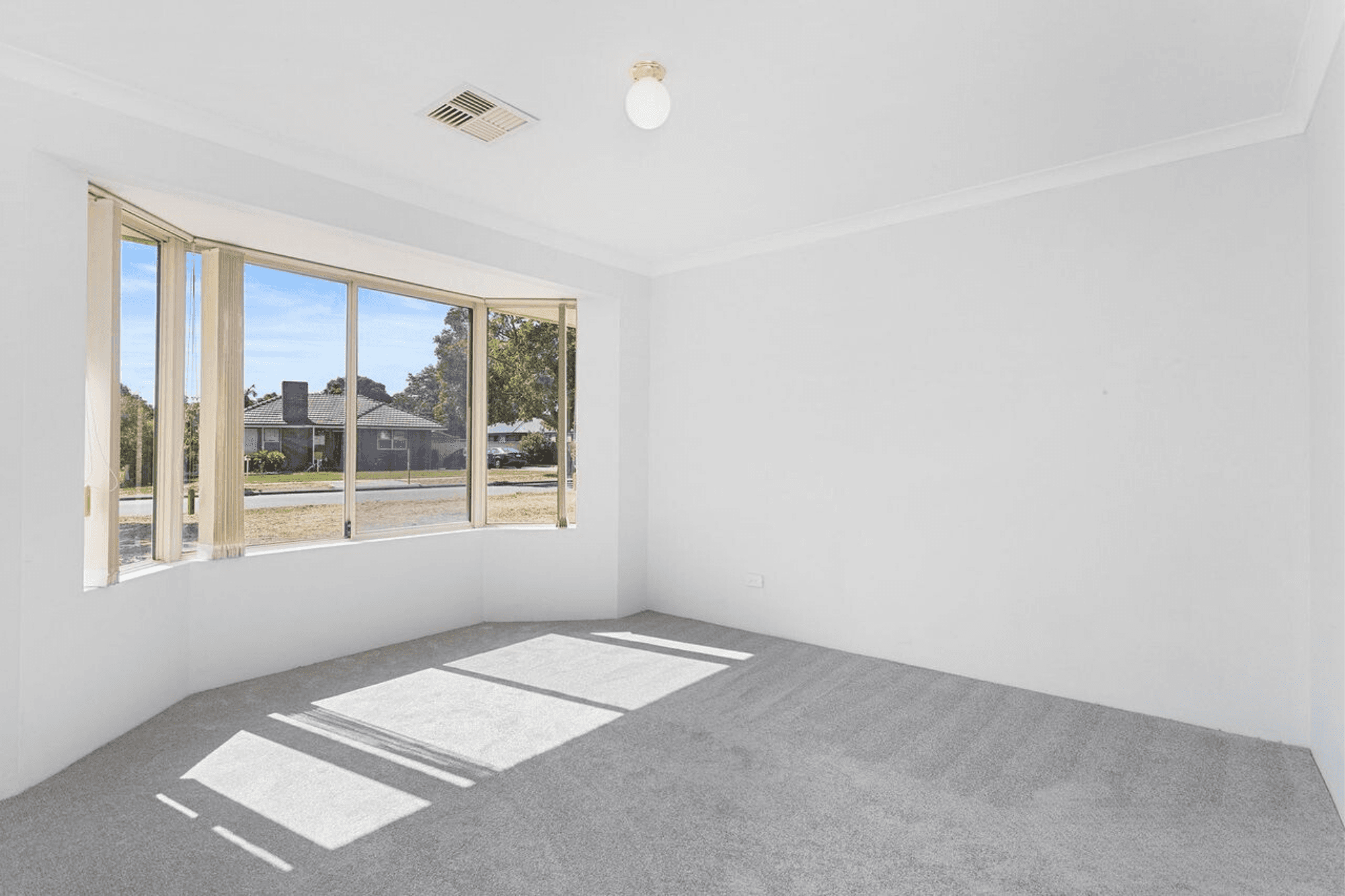 16 Copeland Drive, Redcliffe WA 6104, Redcliffe - Thumbnail 8