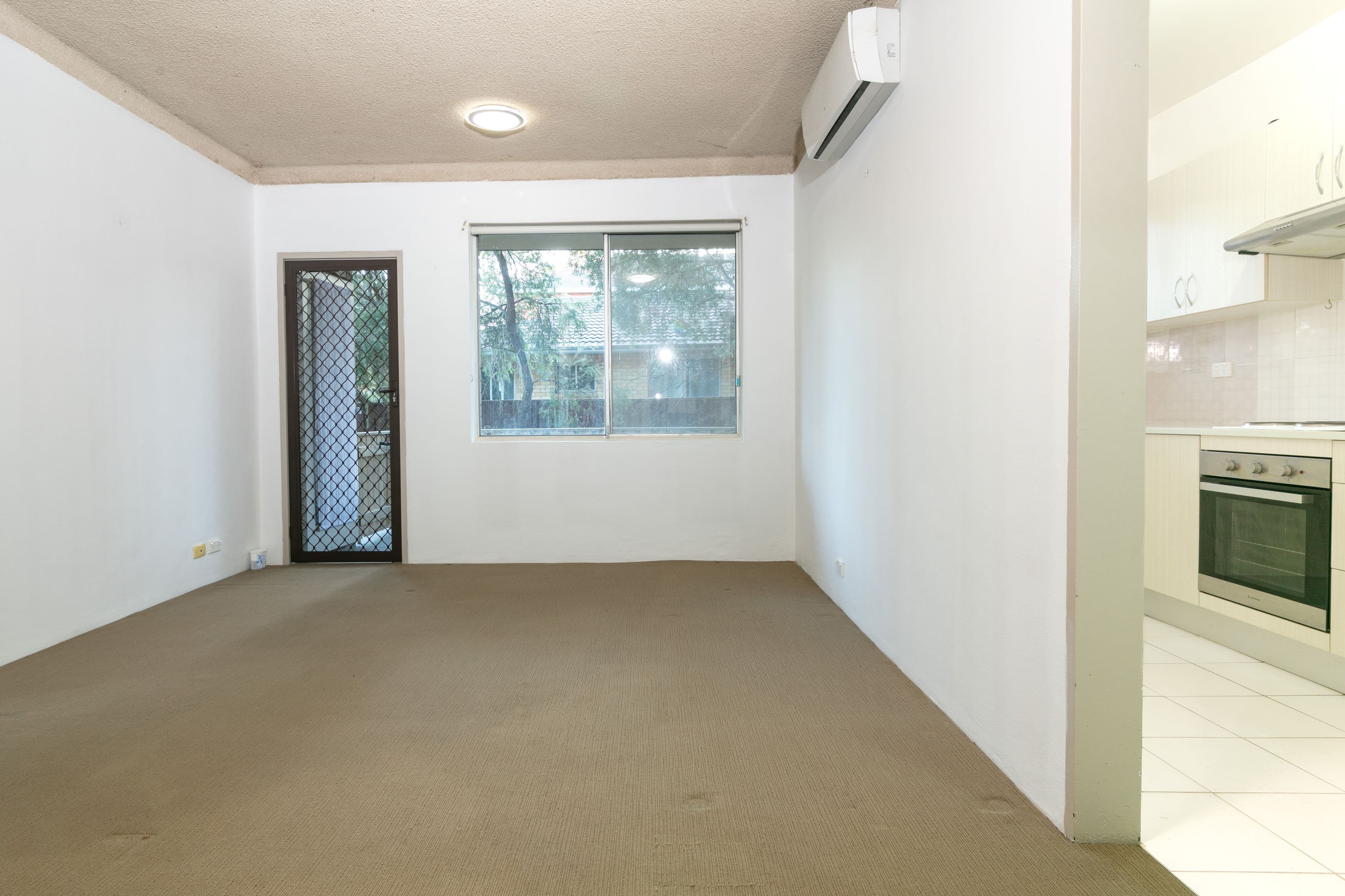 9-11 Santley Crescent, Kingswood NSW 2747, Kingswood - Thumbnail 4