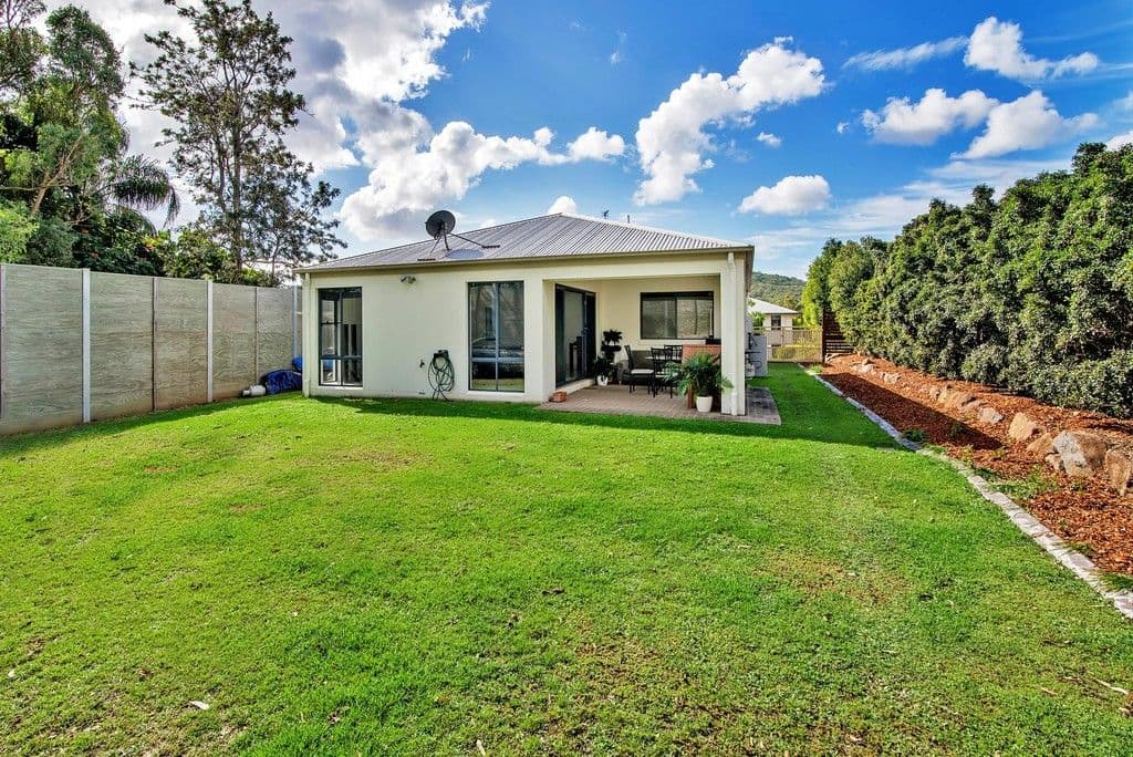 30 Silver Dawn Crescent, Oxenford QLD 4210, Oxenford - Thumbnail 3