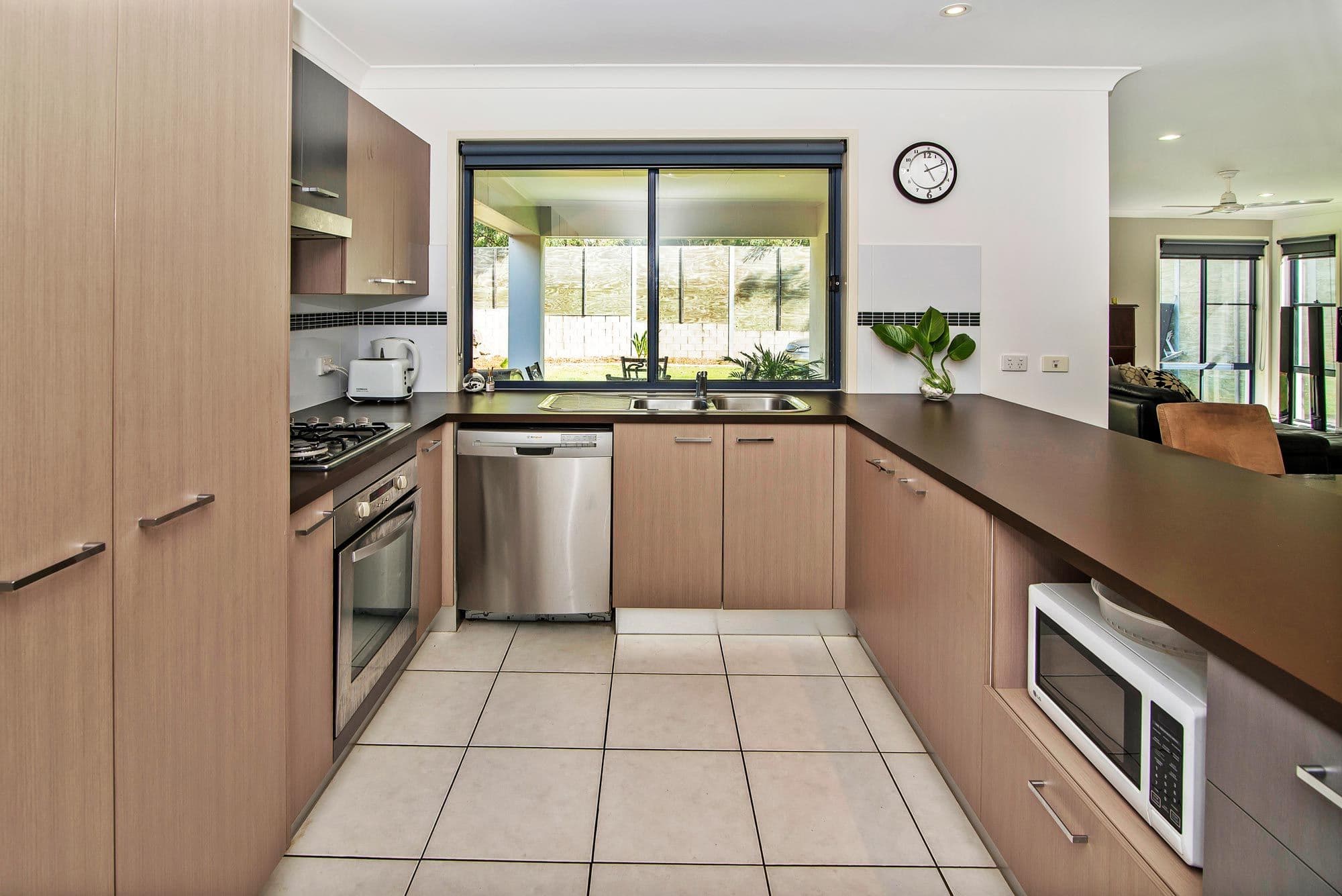 30 Silver Dawn Crescent, Oxenford QLD 4210, Oxenford - Thumbnail 6