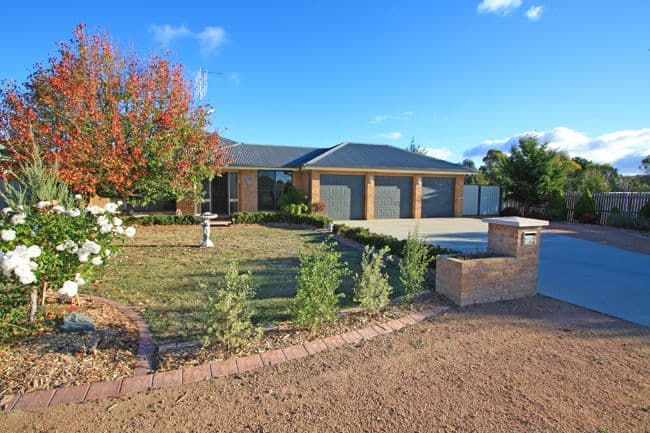 2 Hyland Drive, Bungendore - Thumbnail 5