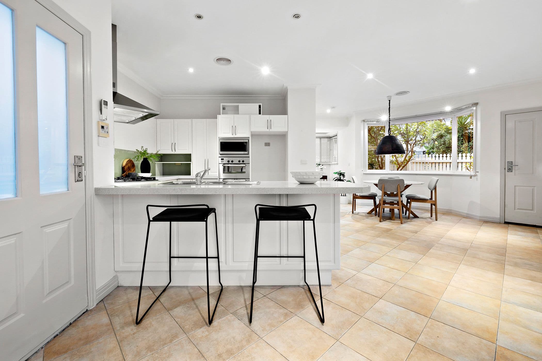 8 Bonanza Lane, Beaumaris VIC 3193, Beaumaris - Thumbnail 2