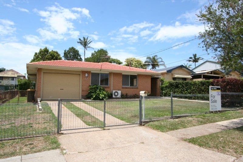 70 Cranleigh Street, Wynnum West QLD 4178, Wynnum West - Image 1
