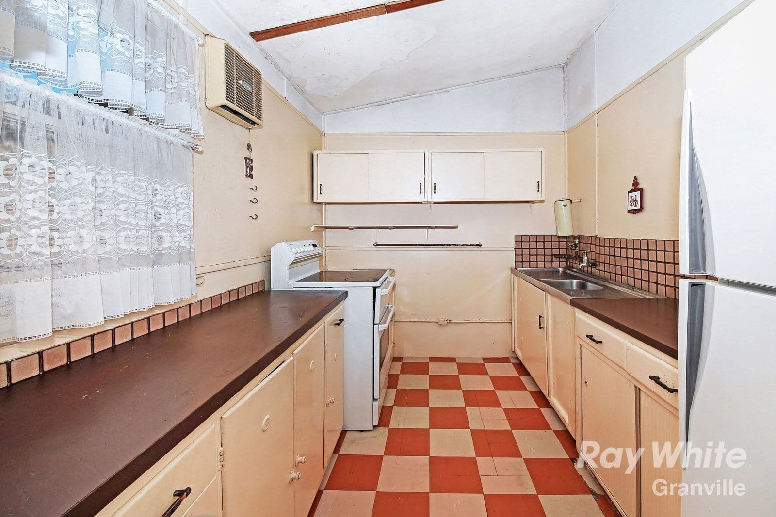 2 Highfield Road, Guildford NSW 2161, Guildford - Thumbnail 4