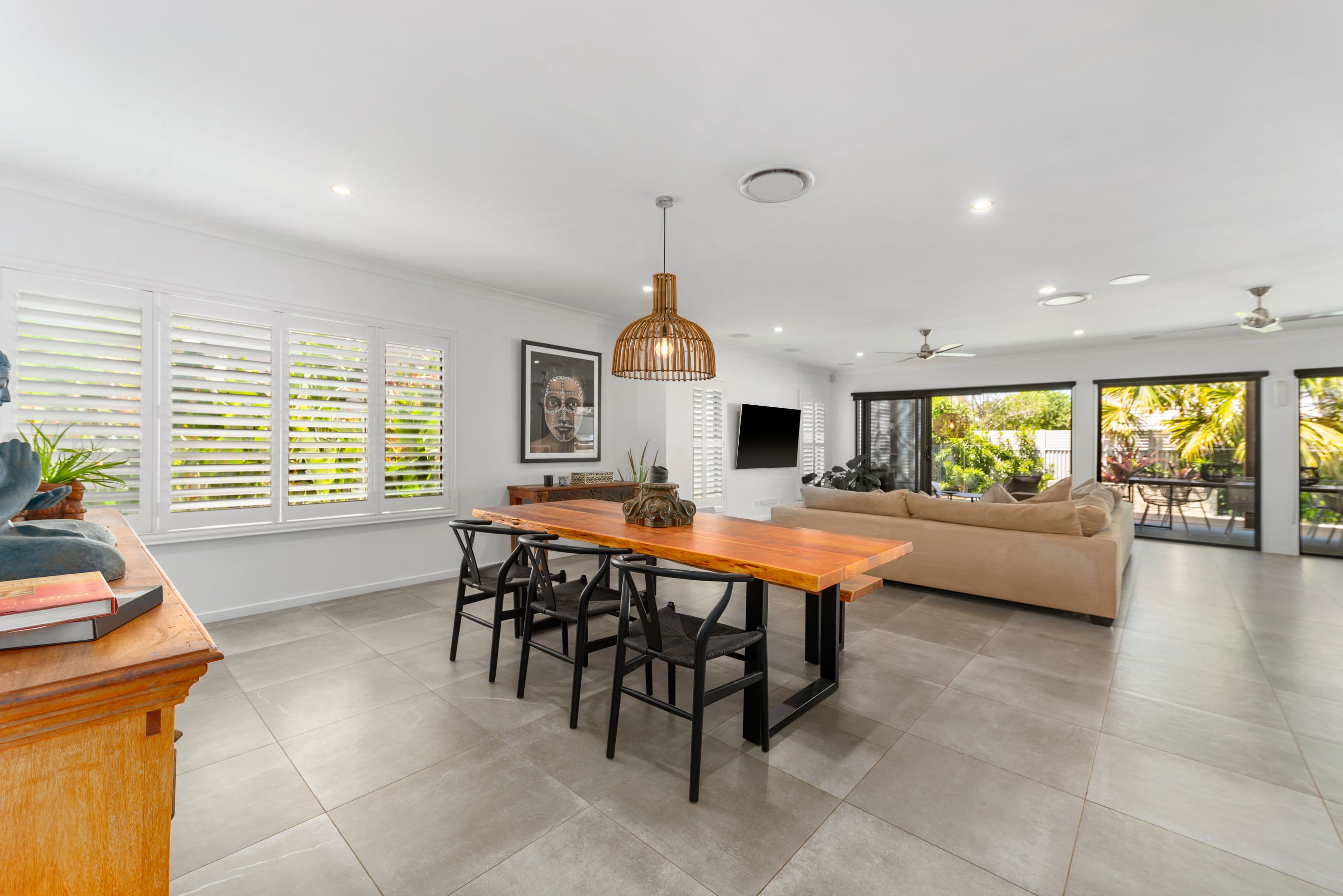 11 Clinton Avenue, Burleigh Waters QLD 4220, Burleigh Waters - Thumbnail 6