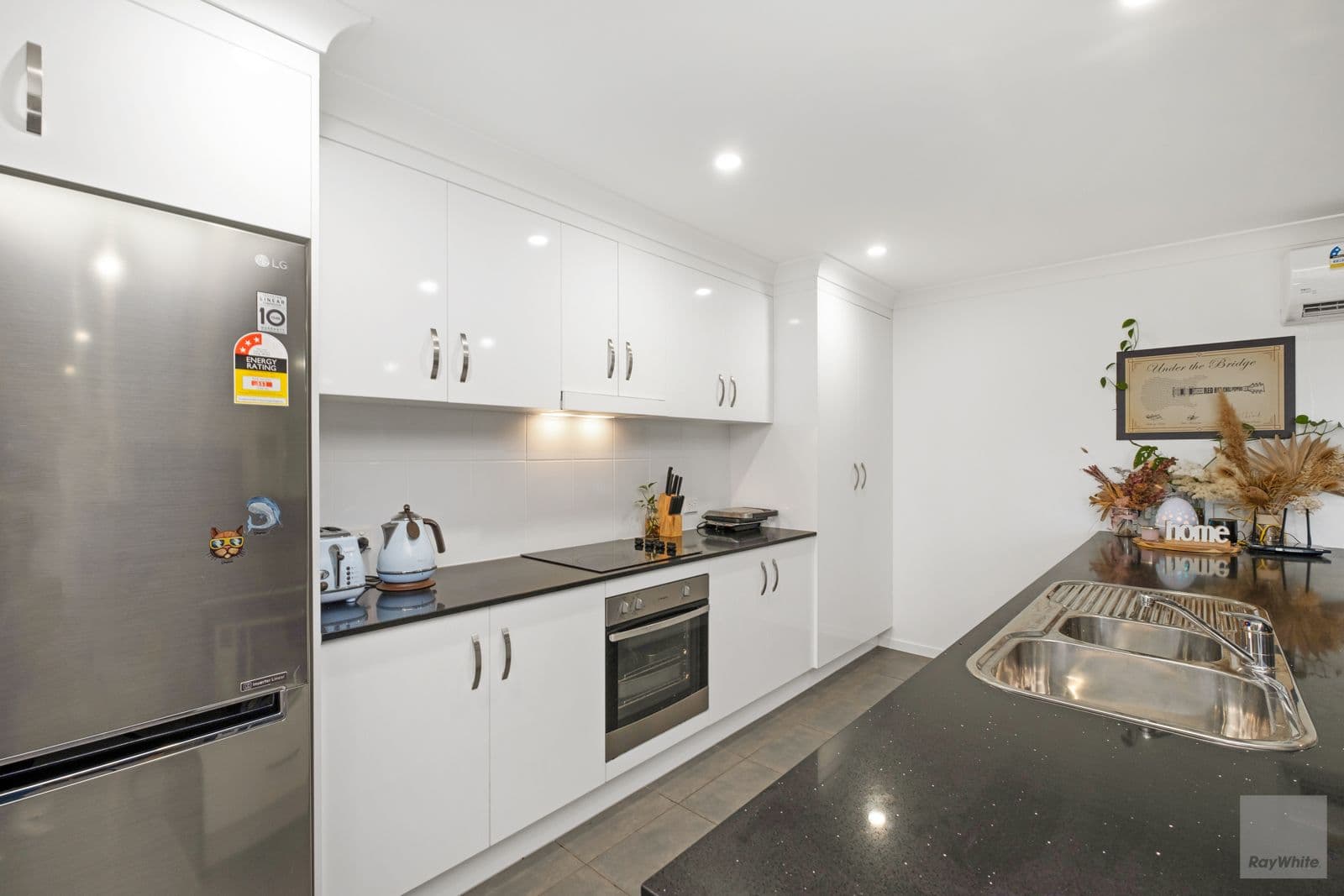 4 Ridgeway Close, Yeppoon QLD 4703, Yeppoon - Thumbnail 6