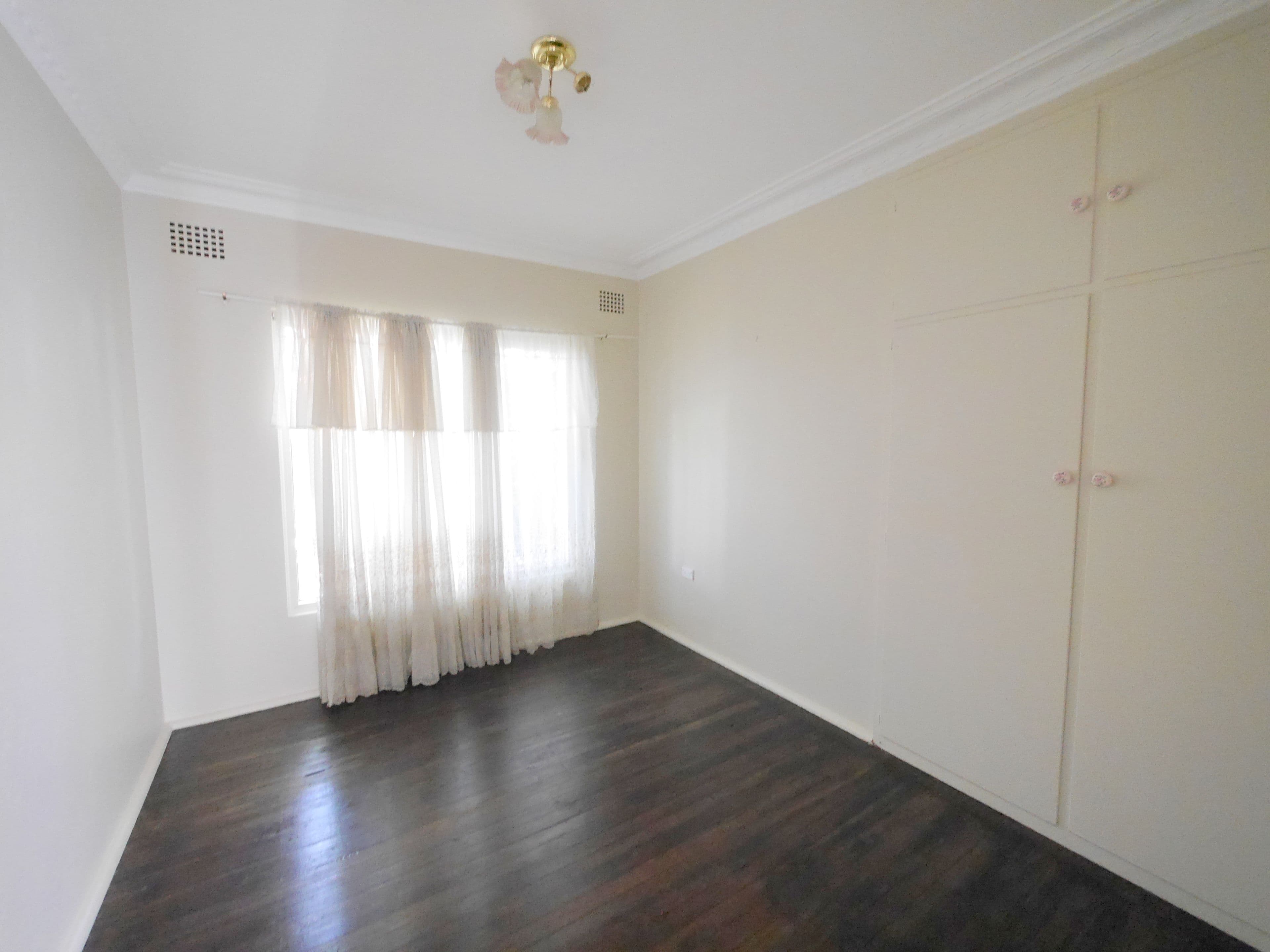4 Macassar Street, Cowra - Thumbnail 6
