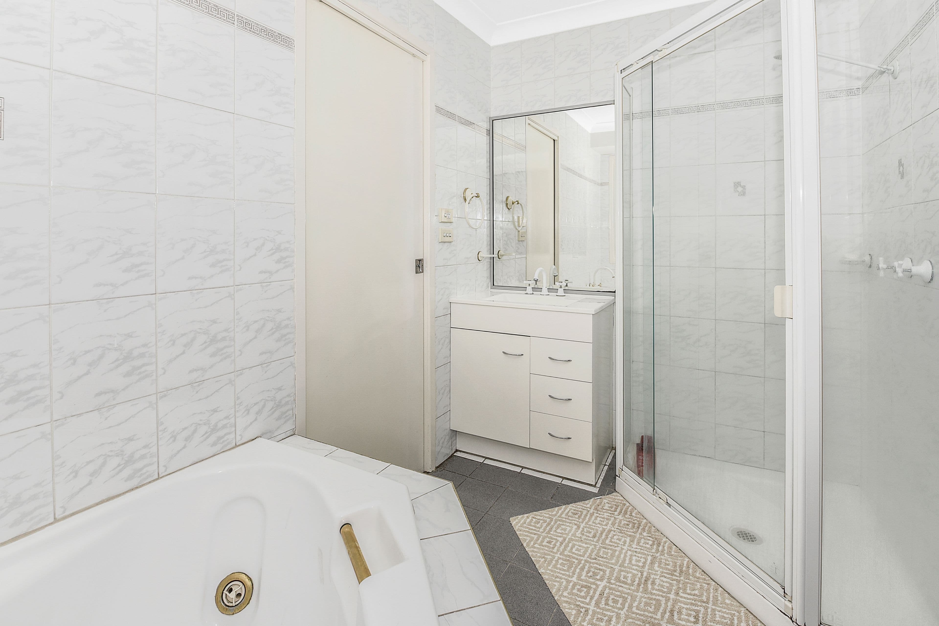 3 Gladys Manley Avenue, Kincumber - Thumbnail 7