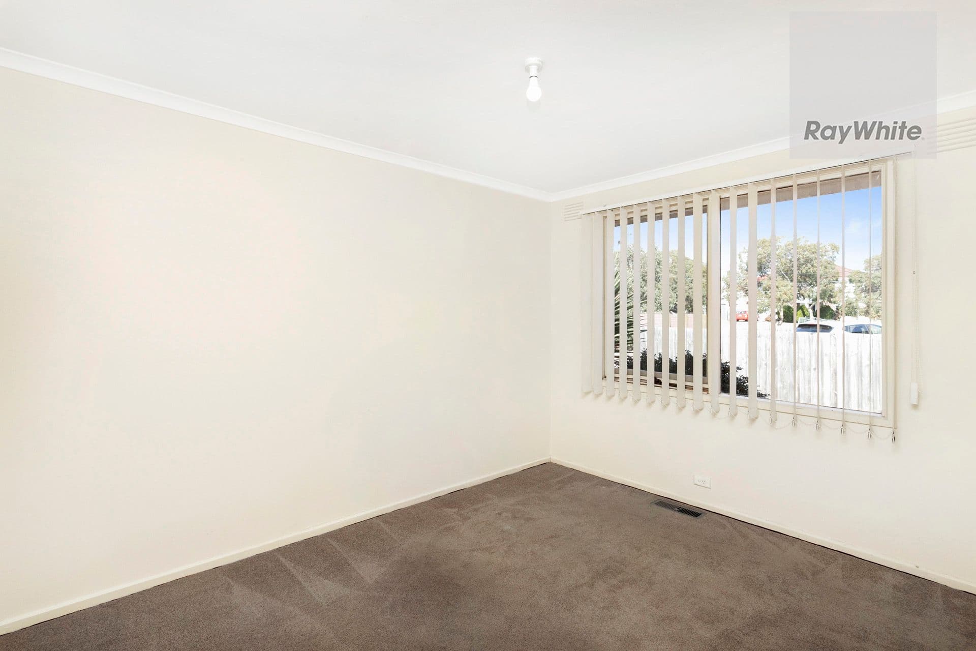 4 Chisholm Close, Gladstone Park VIC 3043, Gladstone Park - Thumbnail 7