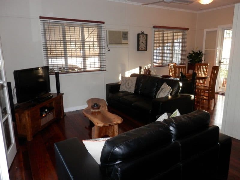 6 Francis Street, TIVOLI QLD 4305, Tivoli - Thumbnail 3