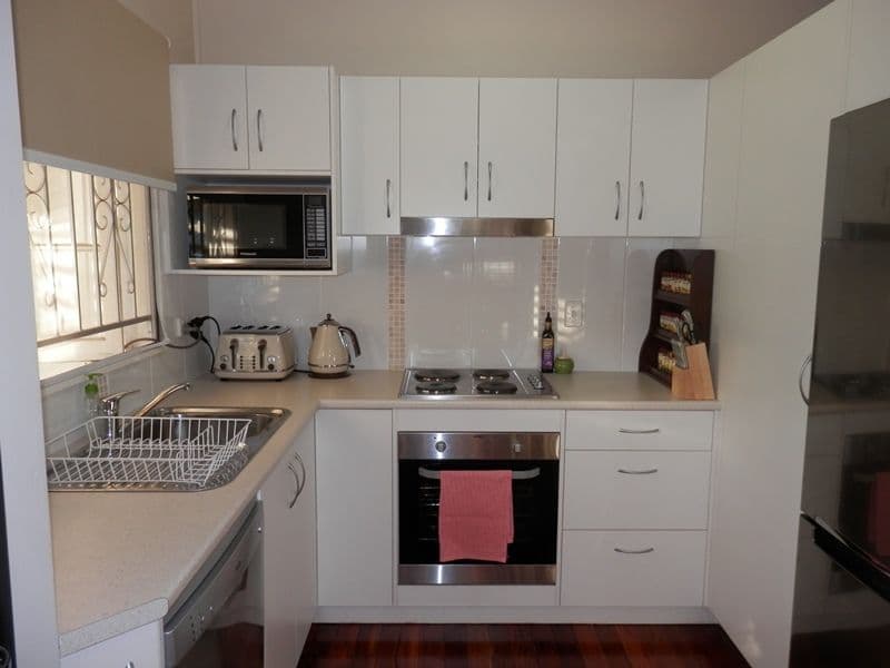 6 Francis Street, TIVOLI QLD 4305, Tivoli - Thumbnail 4