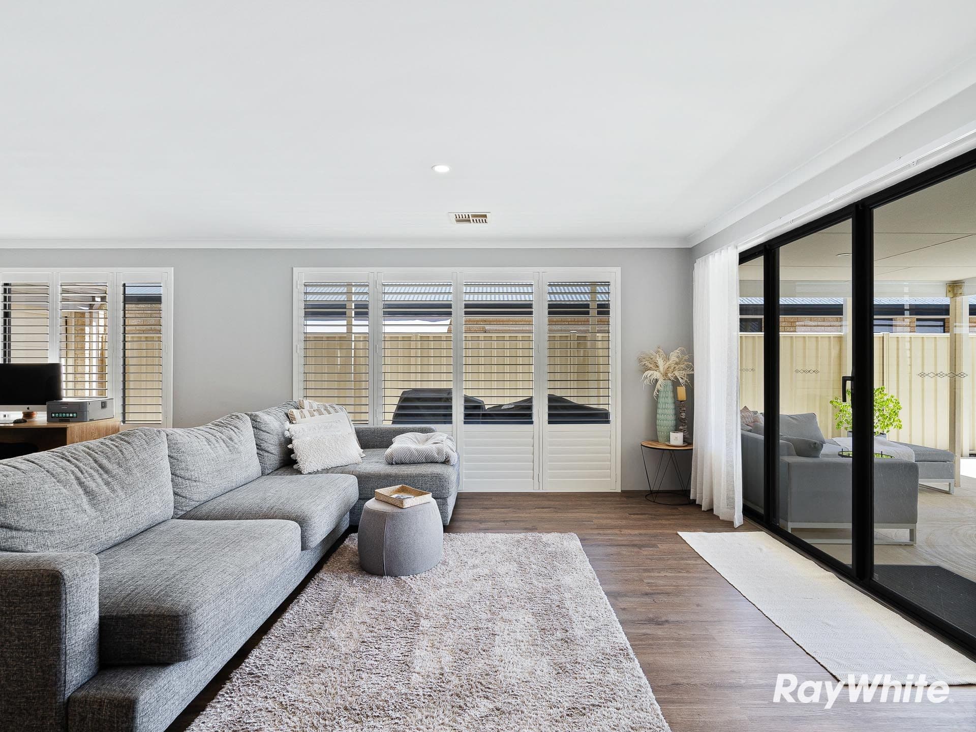 4 Pelora View, Lakelands WA 6180, Lakelands - Thumbnail 8