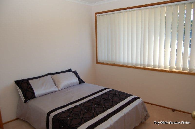 81 Owens Crescent, REGENTS PARK QLD 4118, Regents Park - Thumbnail 8