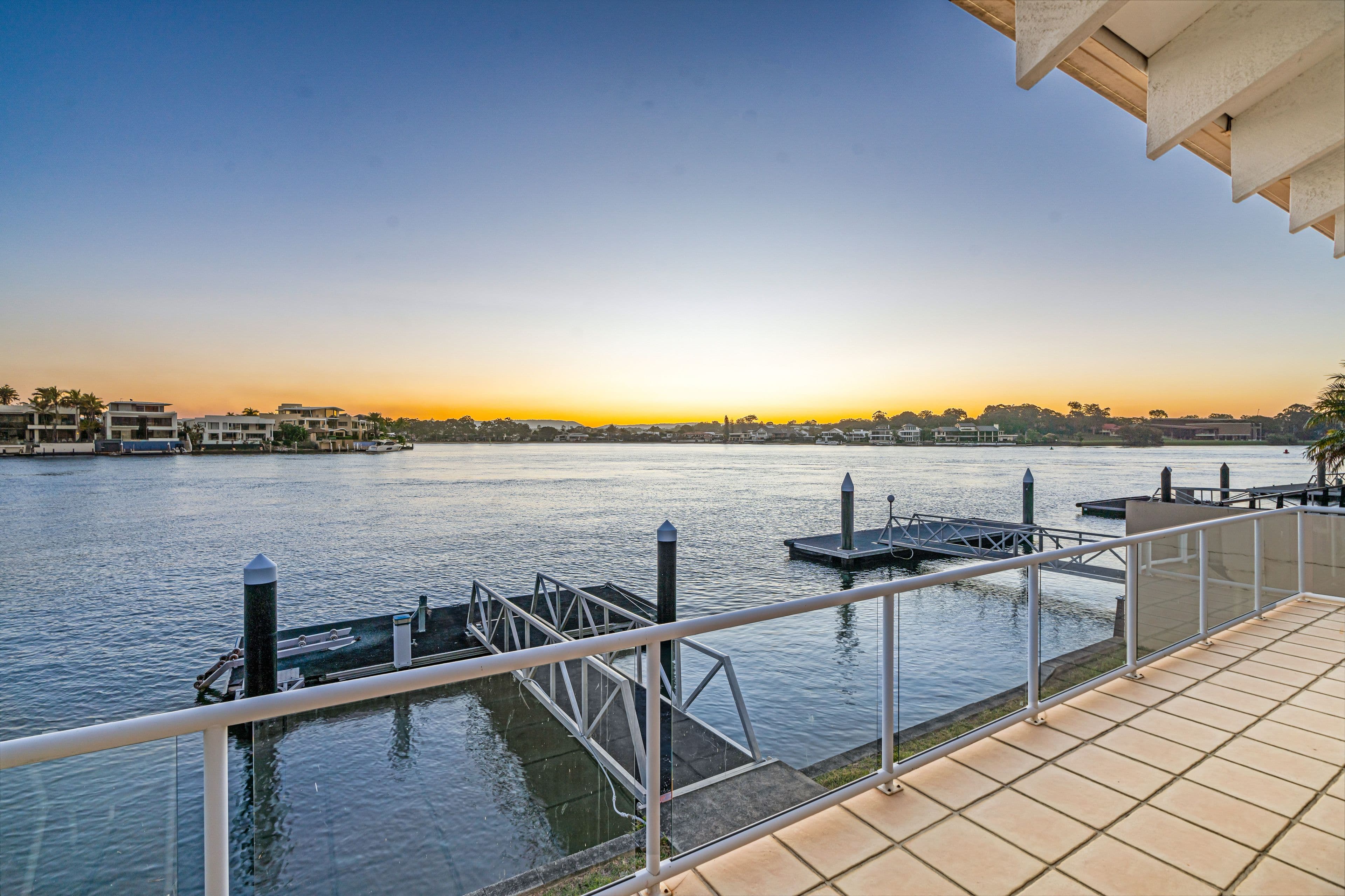 82 Admiralty Drive, SURFERS PARADISE QLD 4217, Surfers Paradise - Thumbnail 5