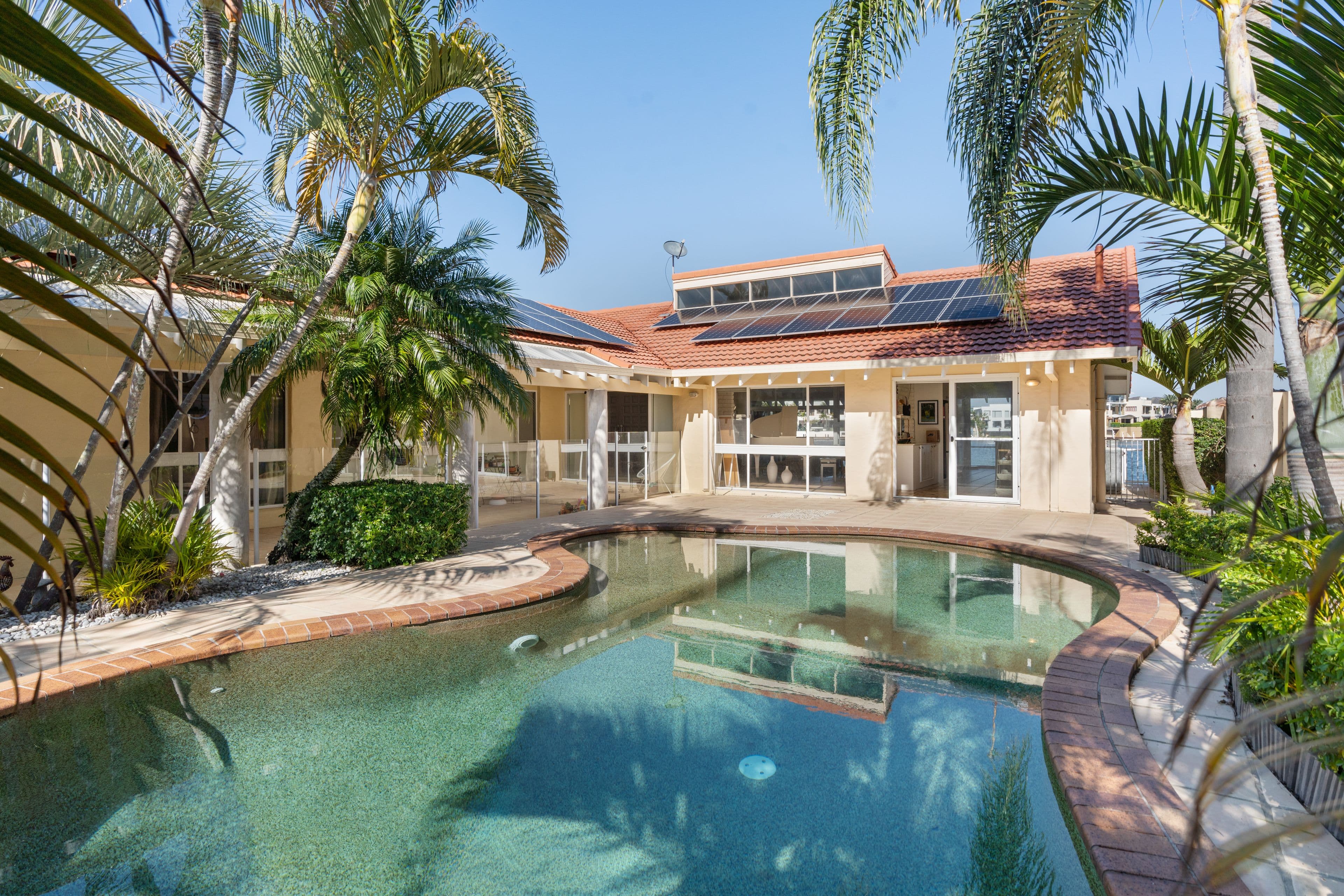 82 Admiralty Drive, SURFERS PARADISE QLD 4217, Surfers Paradise - Thumbnail 7