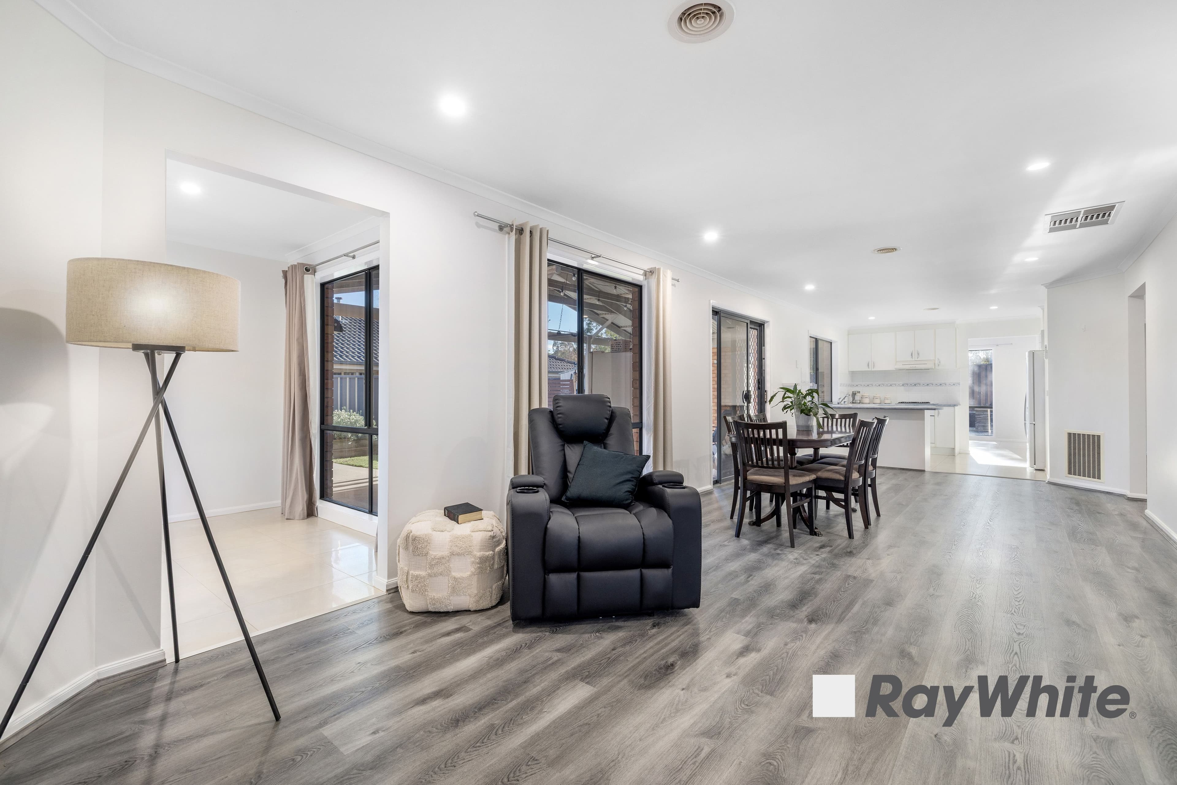 19 Appleton Court, Narre Warren South VIC 3805, Narre Warren South - Thumbnail 2