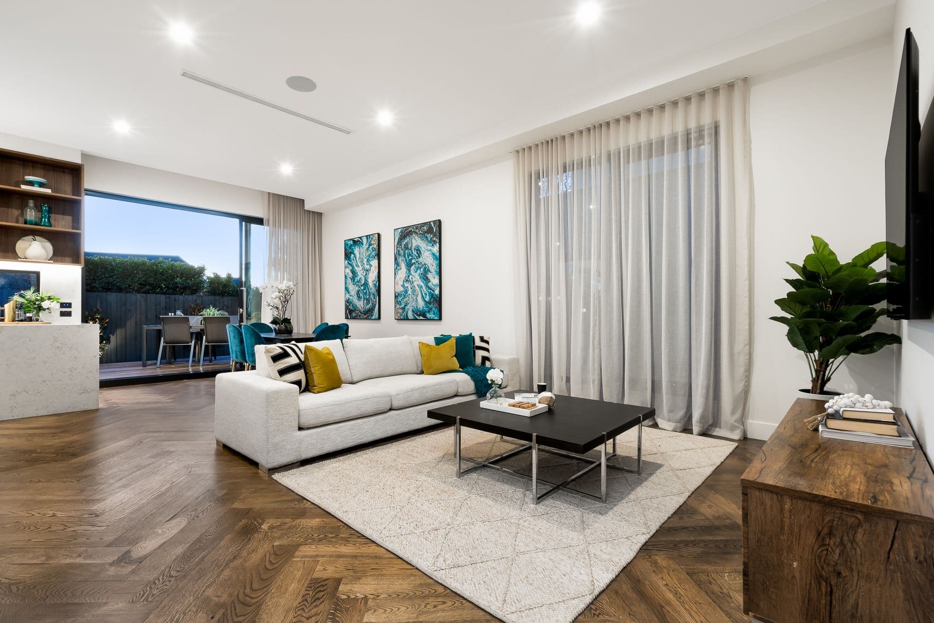 8 The Moor, Balwyn North VIC 3104, Balwyn North - Thumbnail 2