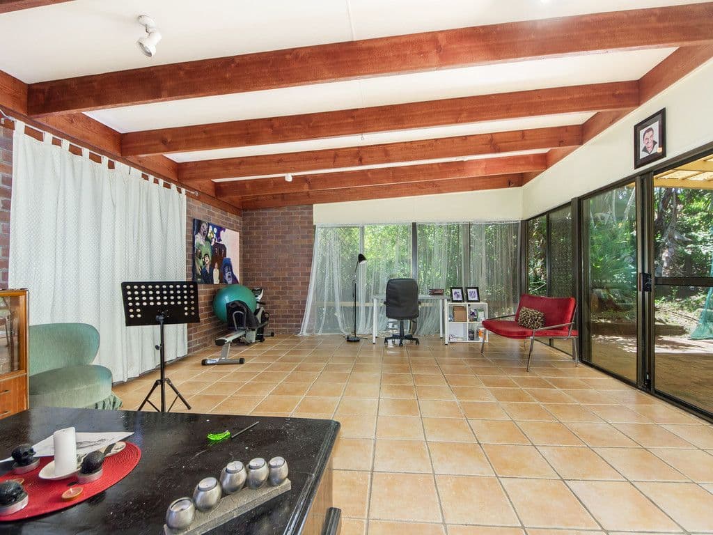 23 Tumbarumba Avenue, Ashmore QLD 4214, Ashmore - Thumbnail 4