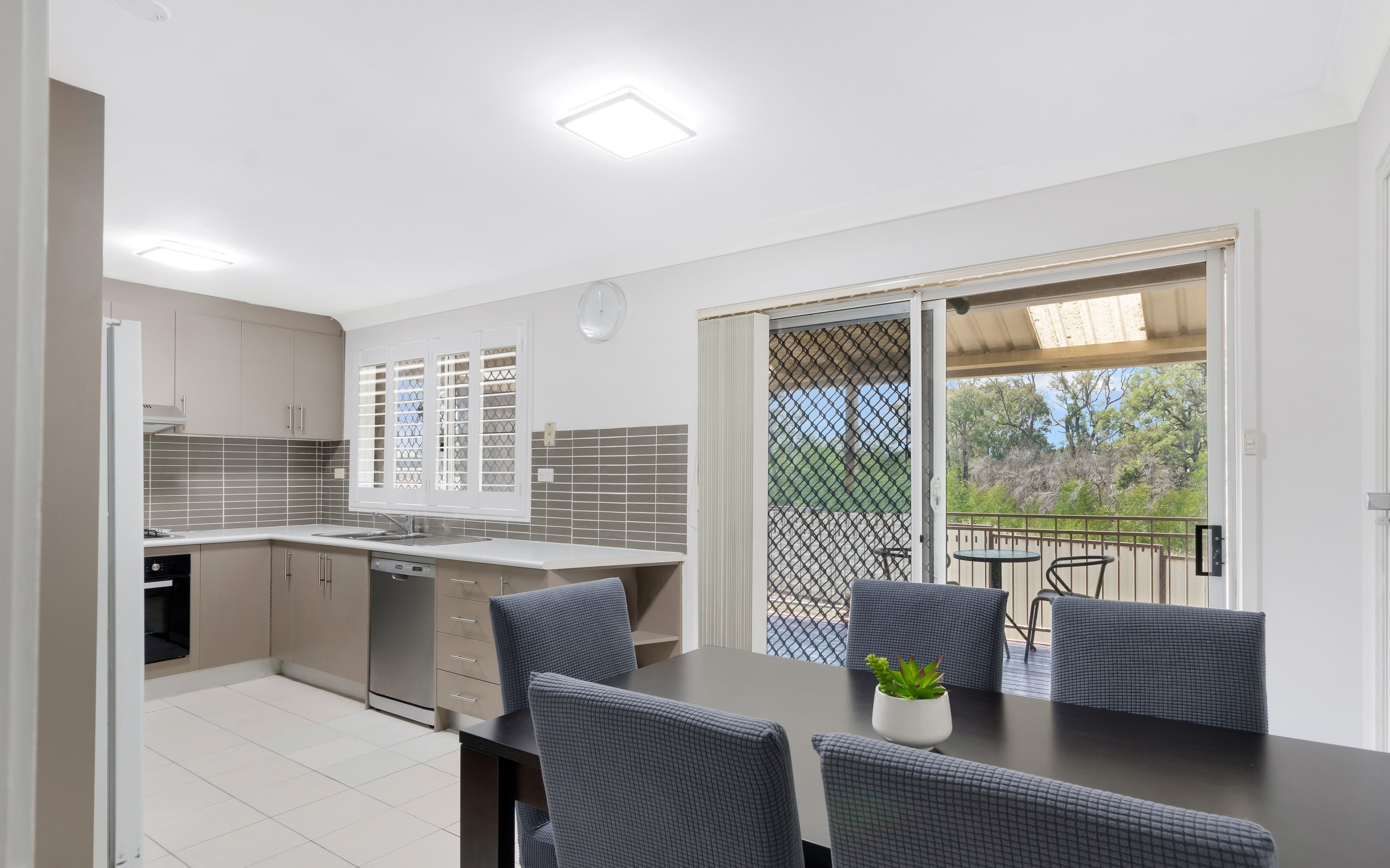 5 Madang Place, Glenfield NSW 2167, Glenfield - Thumbnail 4