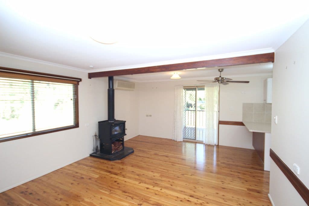 2 Beerburrum Street, Landsborough QLD 4550, Landsborough - Thumbnail 2