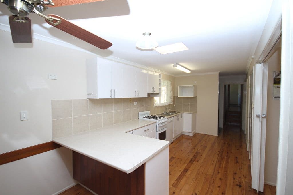 2 Beerburrum Street, Landsborough QLD 4550, Landsborough - Thumbnail 3