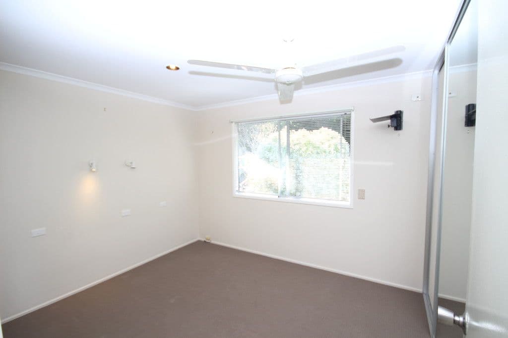 2 Beerburrum Street, Landsborough QLD 4550, Landsborough - Thumbnail 8