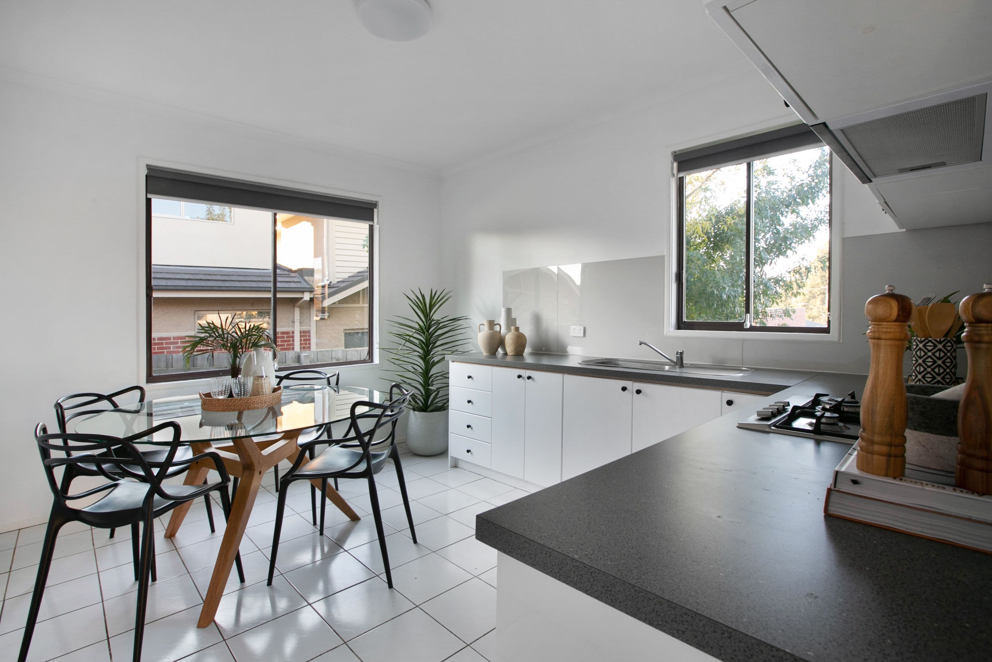 30 Loddon Avenue, Reservoir VIC 3073, Reservoir - Thumbnail 3